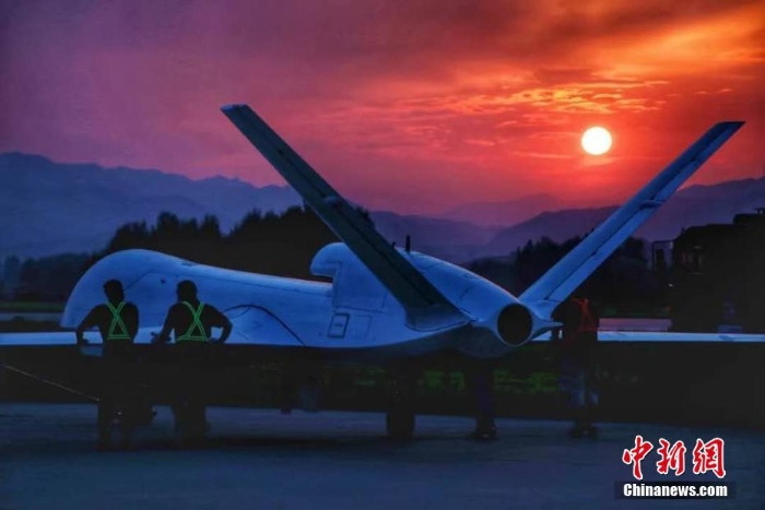 中國WJ-700無人機首飛成功 具備空對面精確打擊作戰(zhàn)能力