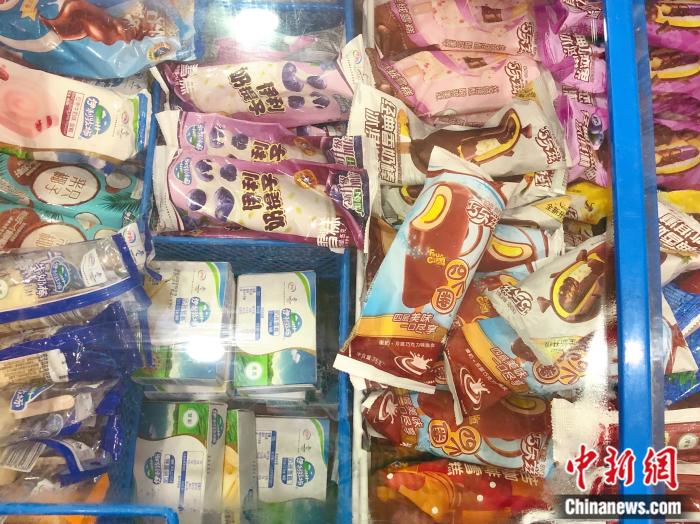 王師傅店里買得較好的雪糕。 <a target='_blank' href='http://www.chinanews.com/' >中新網</a> 左宇坤 攝