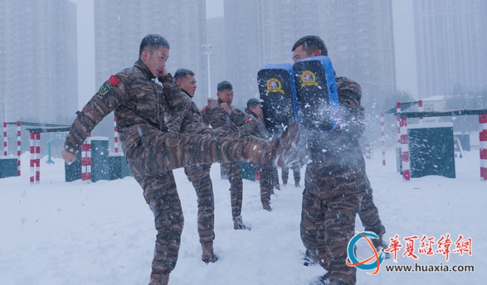 雪天搏擊16_副本